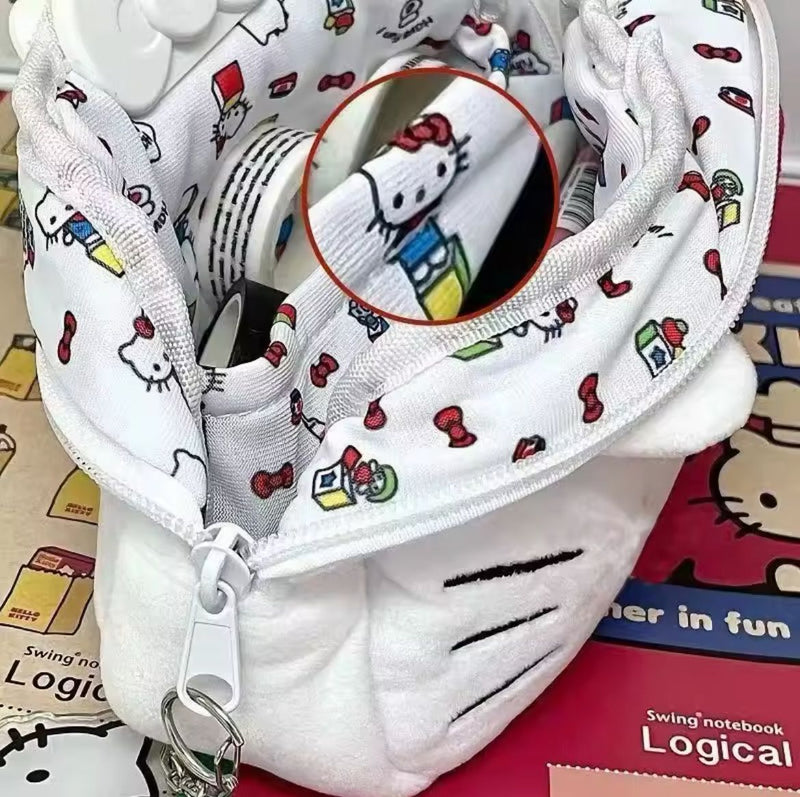 Estojo pelúcia Hello Kitty branco