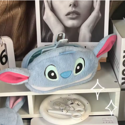 Estojo pelúcia Stitch new